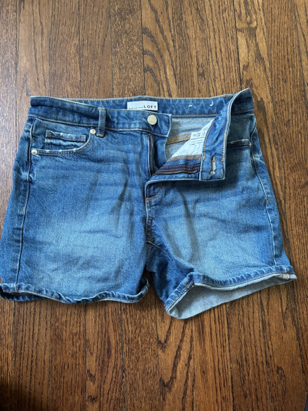 LOFT Medium Blue Denim Rolled-Hem Women's Shorts